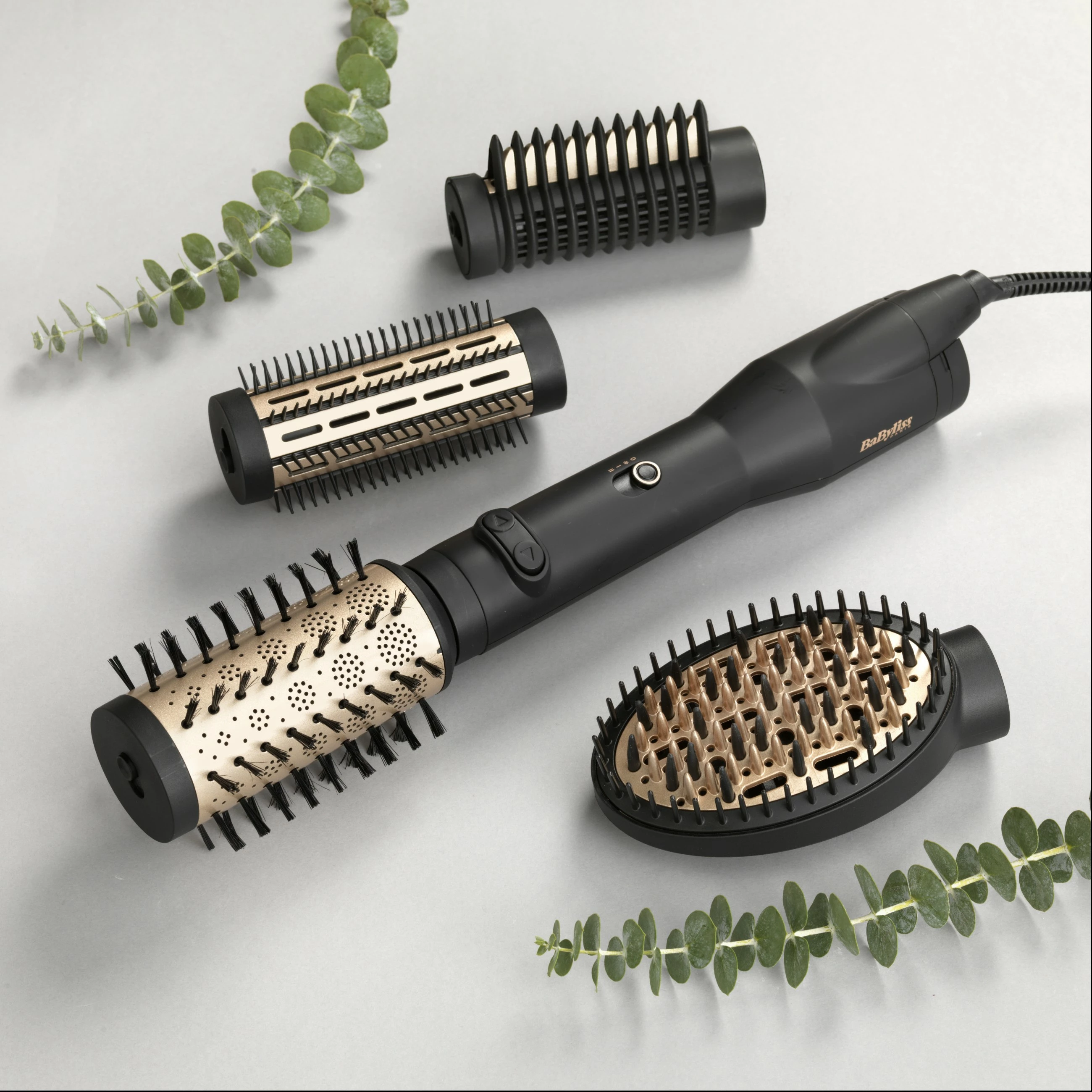 Furçë elektrike për flokë BaByliss AS970E me aksesorë, e zezë