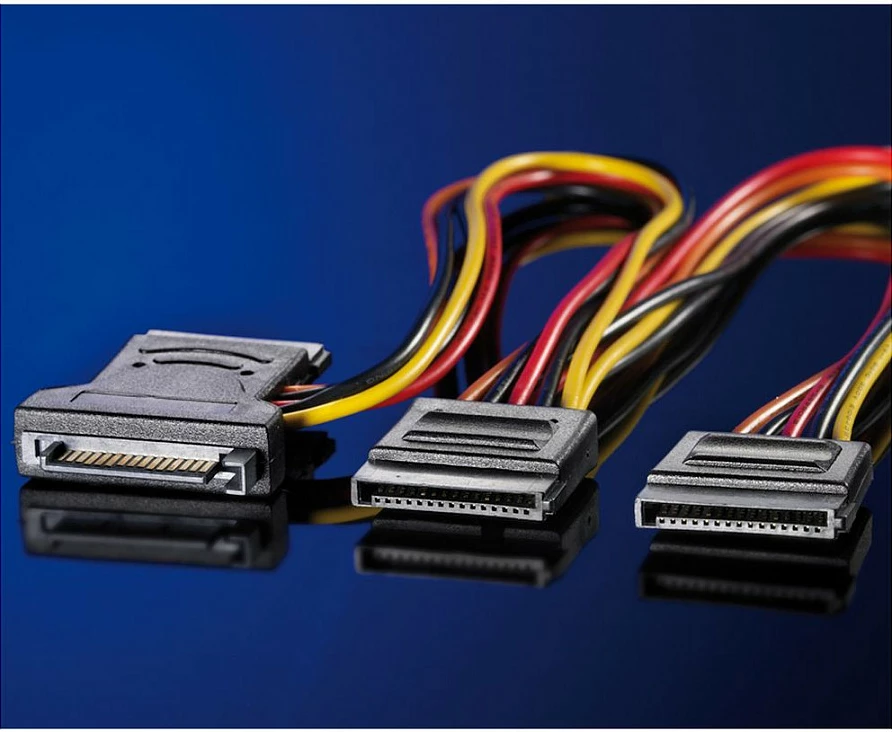 Kabllo energjie SATA ROLINE Y-Adapter, 1x SATA 15-pin në 3x SATA 15-pin, 0.3 m, e zezë