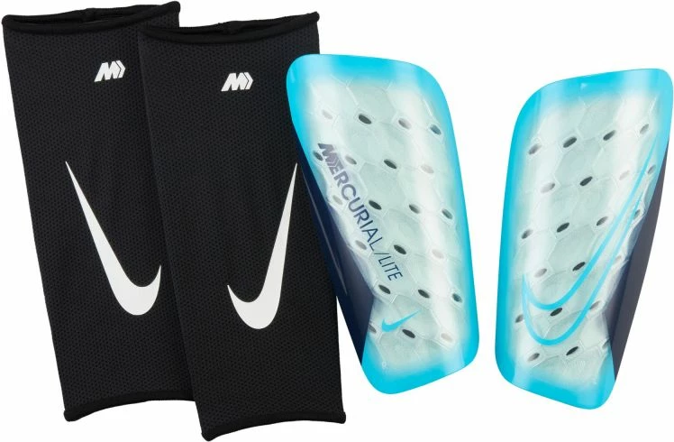 Shin guards Nike, të zeza dhe të kaltra