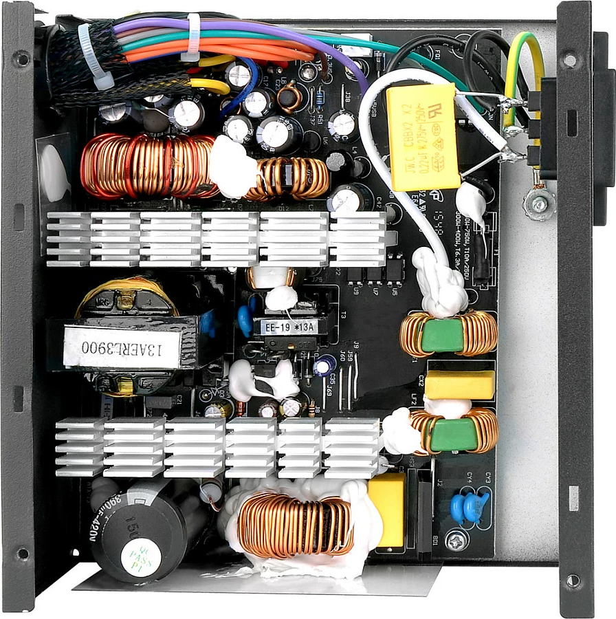 Furnizues rryme Thermaltake TR2 S 650W, 80 PLUS, Non-Modular, ventilator 120mm, i zi