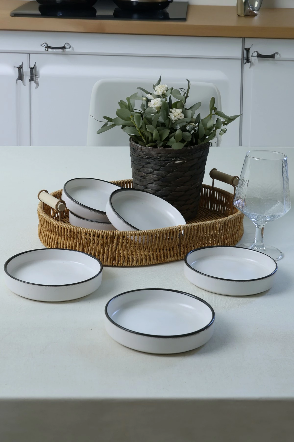 Set tasash për salcë, 6 copë, ngjyrë e bardhë mat, Hermia Concept, X00019024
