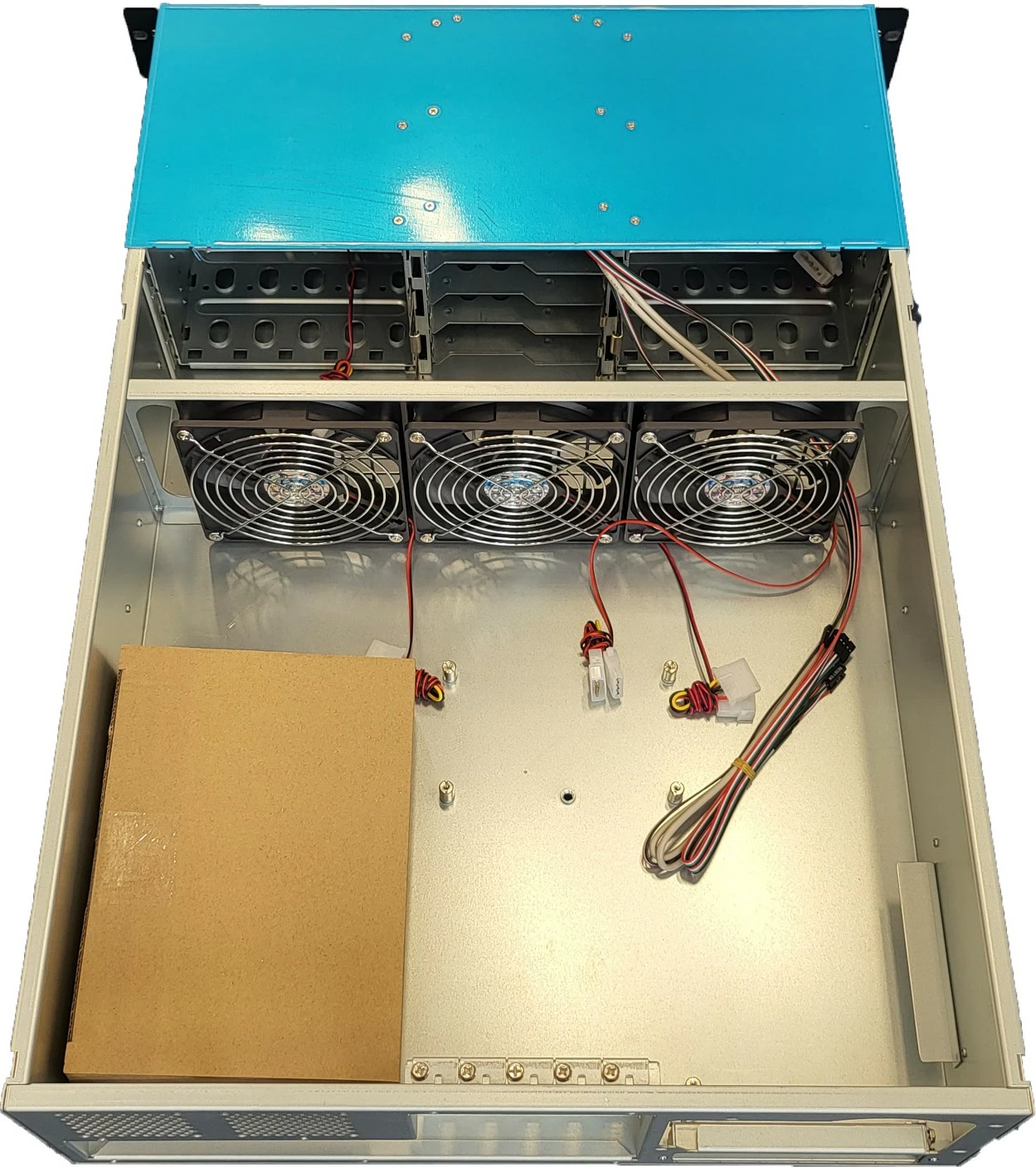 Kasë serveri Realpower RPS19-G3380, 3U, ATX, 4x3.5", e zezë