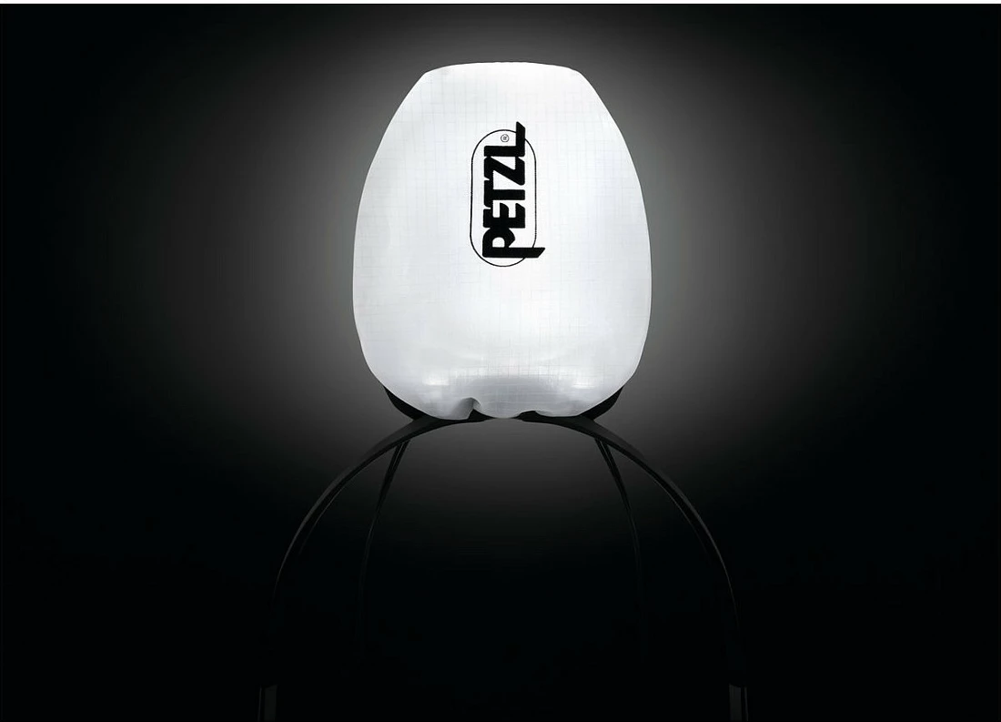 Lampë koke Petzl IKO, 500 lm, IPX4, 3xAAA, zi/bardhë