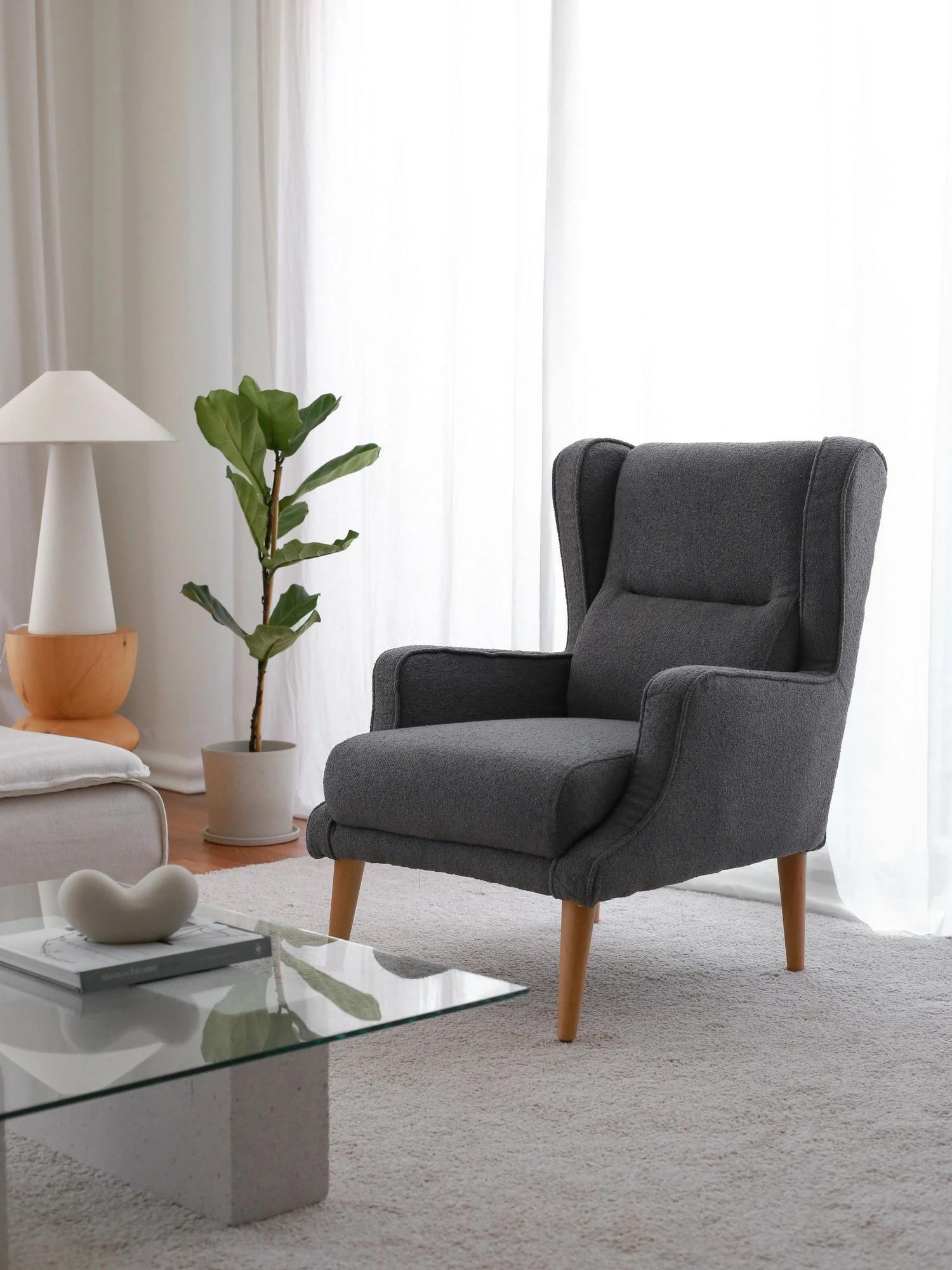 Karrige krahu Atelier del Sofa, Klam, fume