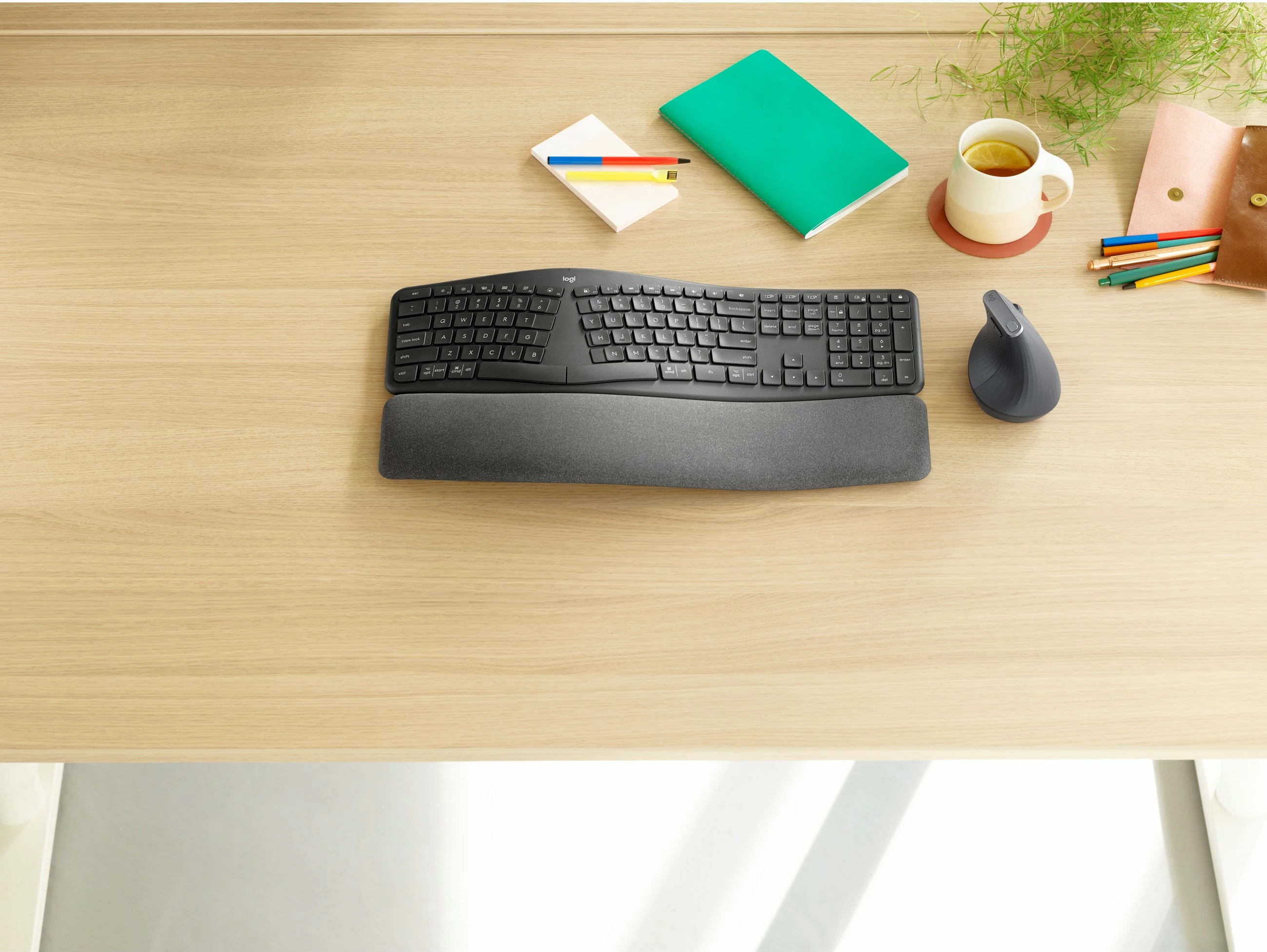 Tastierë Logitech ERGO K860, Full-size, Wireless, Bluetooth, Grafit