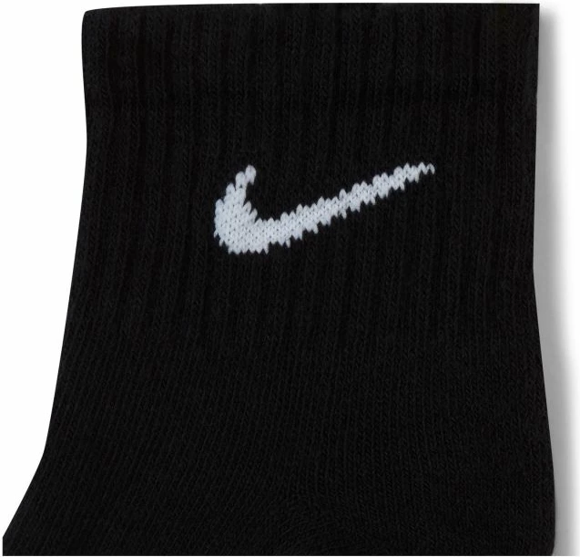 Çorape për stërvitje Nike, të bardha