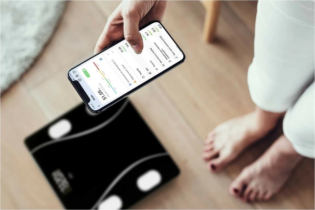 Libra Eldom Illie TWO610, smart, Bluetooth, xham, e zezë