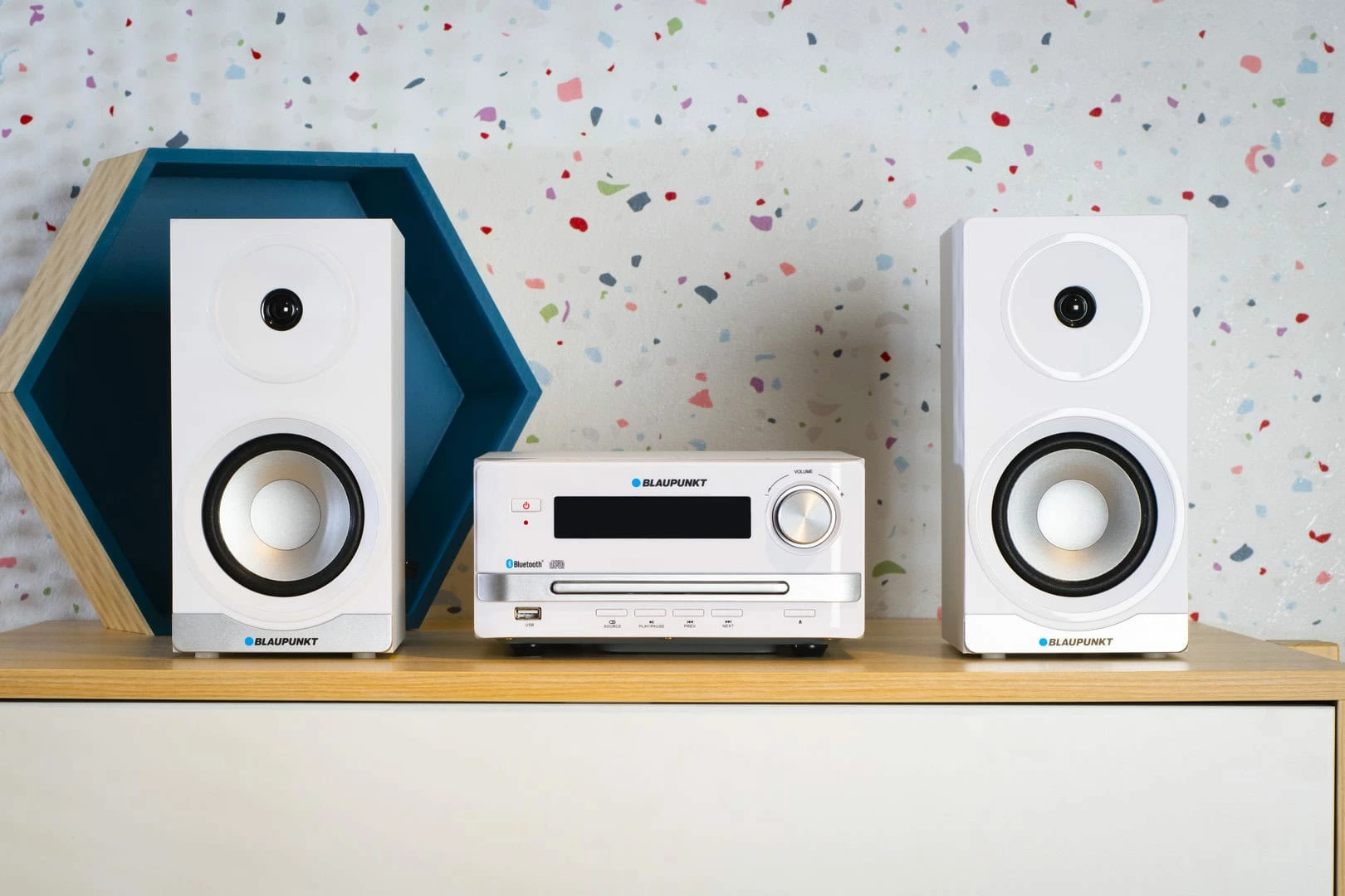 Radio me CD, USB dhe Bluetooth BLAUPUNKT MS16BT EDITION