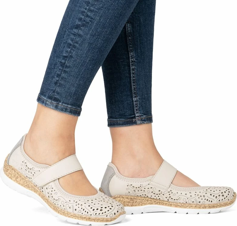 Këpucë femra Rieker N4299-60, bezhë