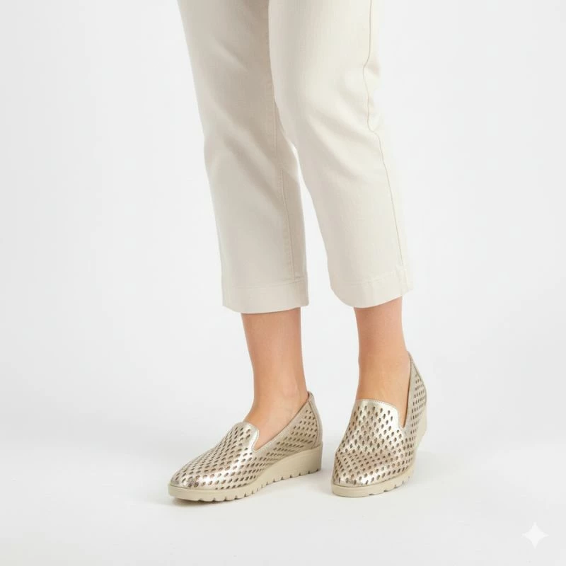 Këpucë për femra Jezzi RMR1628, të arta