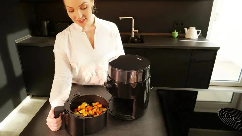 Fritezë me ajër të nxehtë PRIME3 SAF31, 2.5 L, e zezë