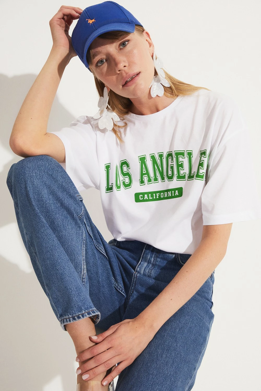 Maicë për femra June