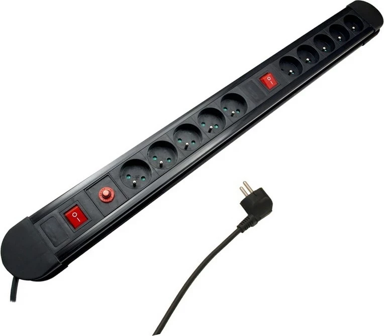 Kasë Maclean MCE10, 10 dalje, 2 ndërprerës, mbrojtje dhe tregues mbingarkese, 3680W, e zezë