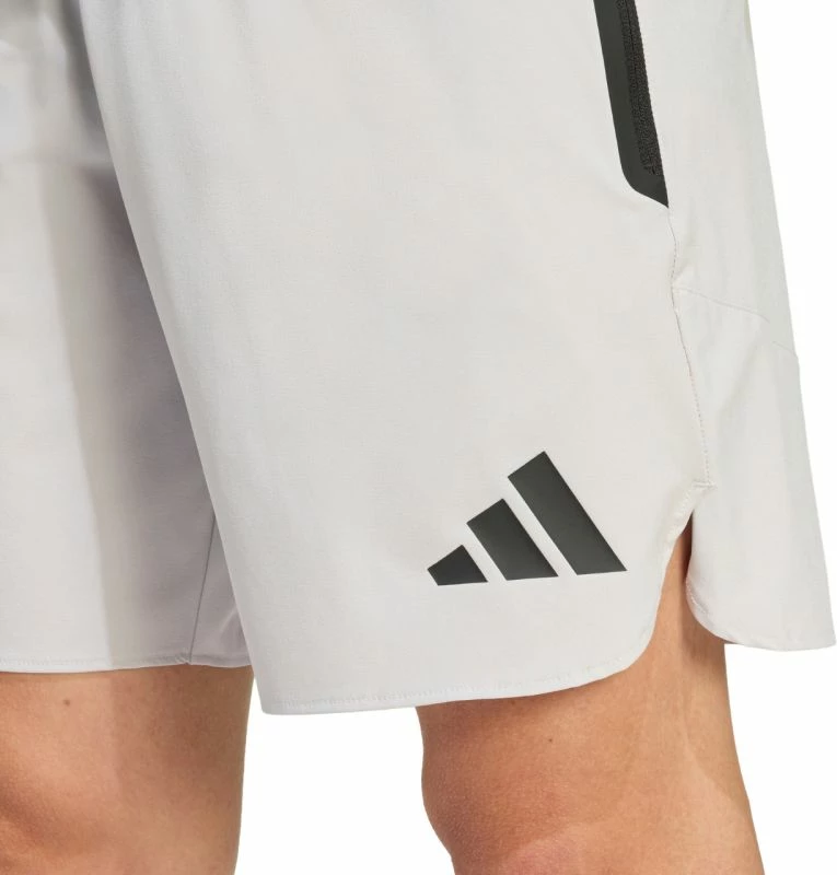 Shorce për meshkuj adidas Tiro Travel Woven KE8369, gri [Madhësia: M]