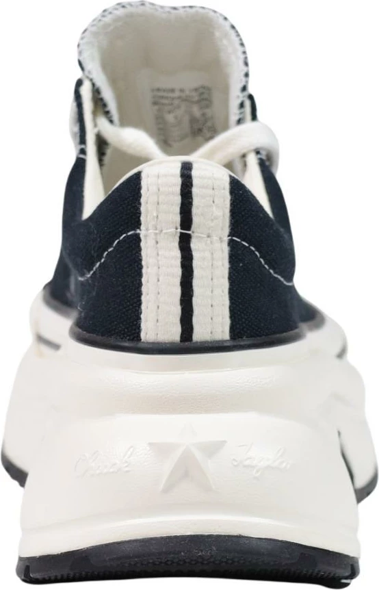Atlete për femra Converse Run Star Crush Ox A18465C, të zeza me të bardha [Madhësia: 40]