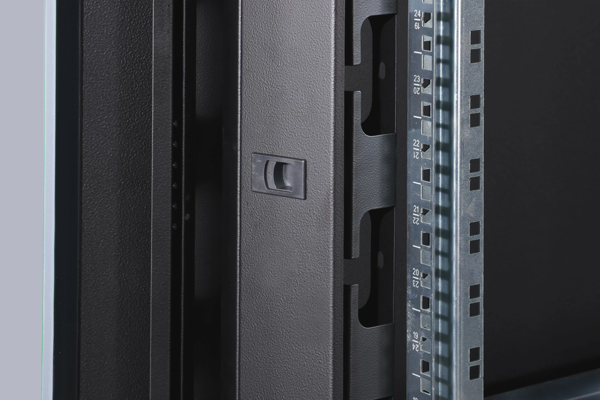 Kasë rrjeti Digitus Unique 42HE, 2053x800x1000mm, e zezë