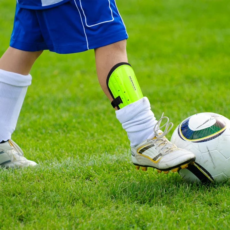 Mbrojtëse kërcinjsh për futboll Meteor, të bardha [Madhësia: Standarde]
