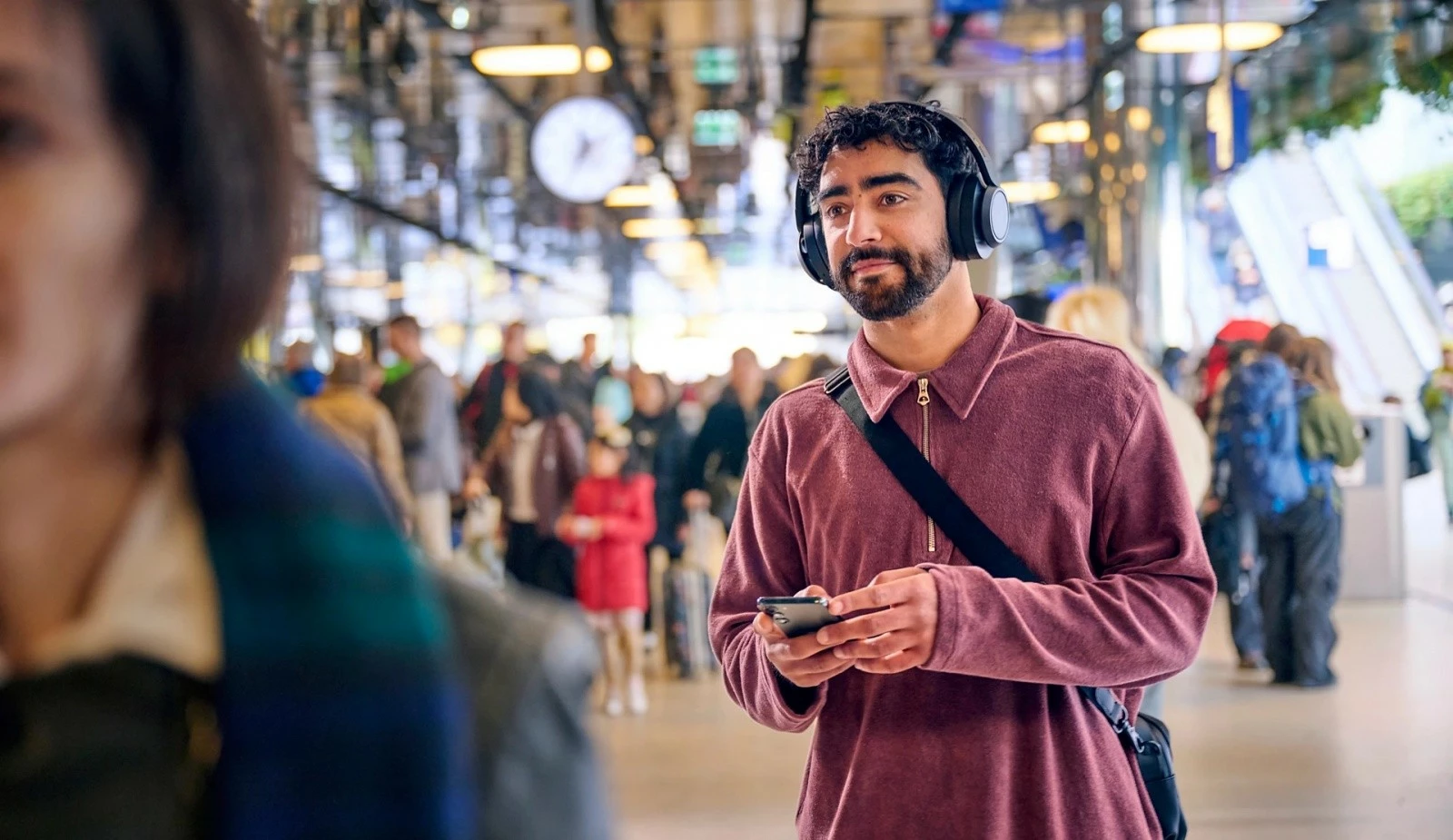 Kufje pa tela, Philips TAH6509BK/00, ANC, Bluetooth 5.3, bateri 70 orë, mikrofon, over-ear, të zeza