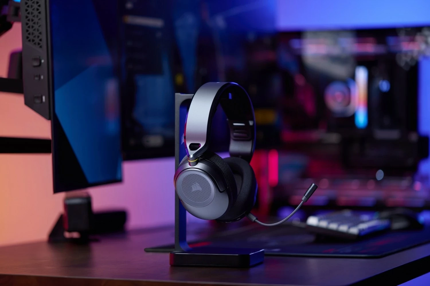 Kufje gaming Corsair HS35 V3 Wireless, Dolby Atmos, Bluetooth/Radio, 30 orë, të zeza