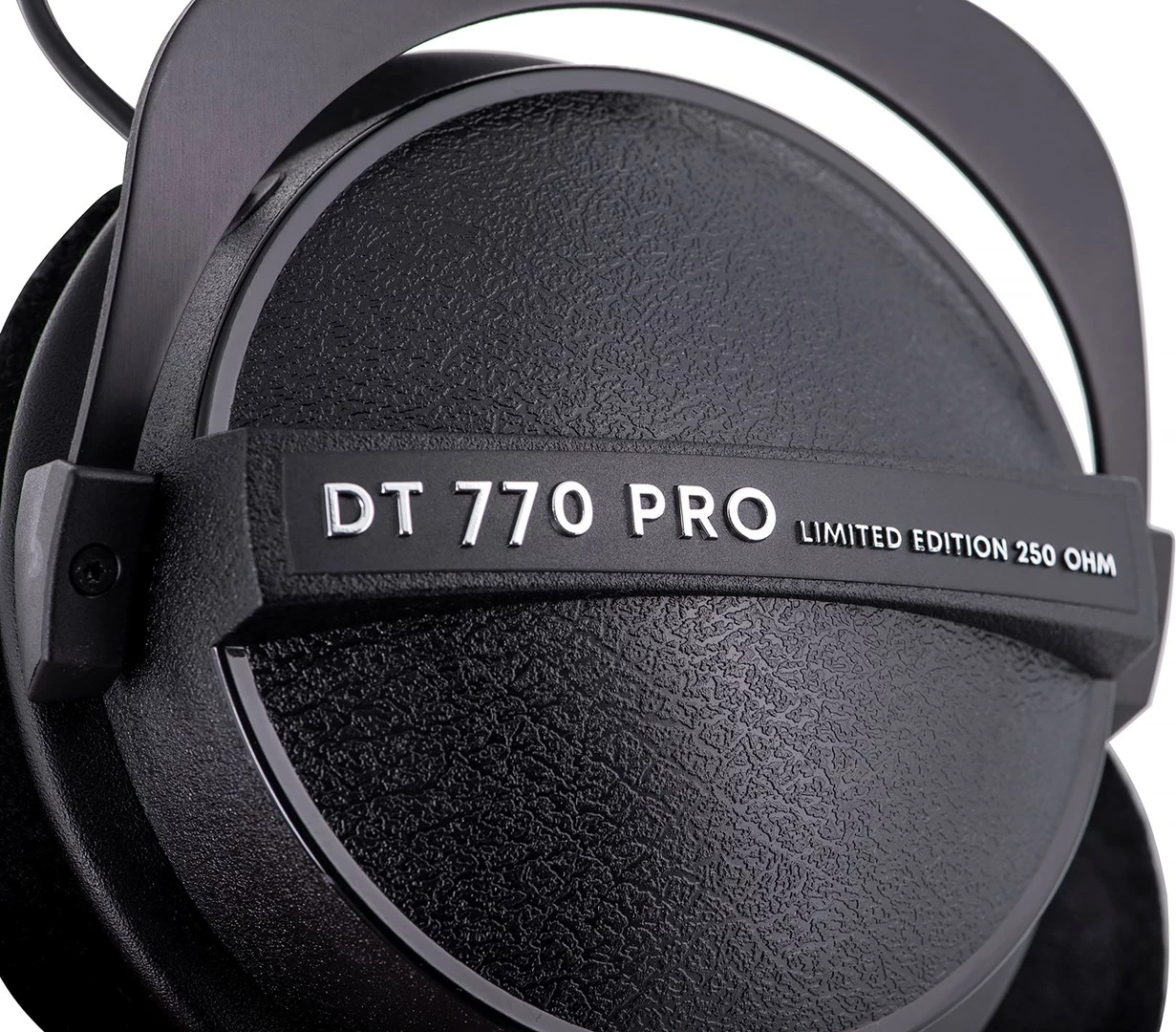Kufje Beyerdynamic DT 770 PRO 250 OHM, Edicioni i Kufizuar, të mbyllura, të zeza