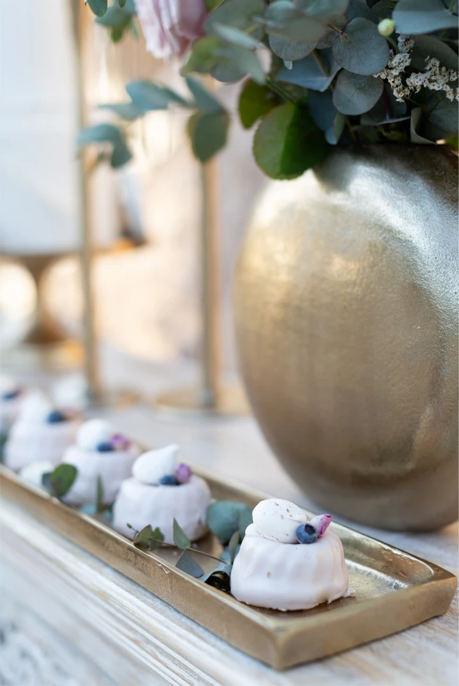 Tabaka dekorative STELLA, alumin, ngjyrë ari, 79x13x3 cm