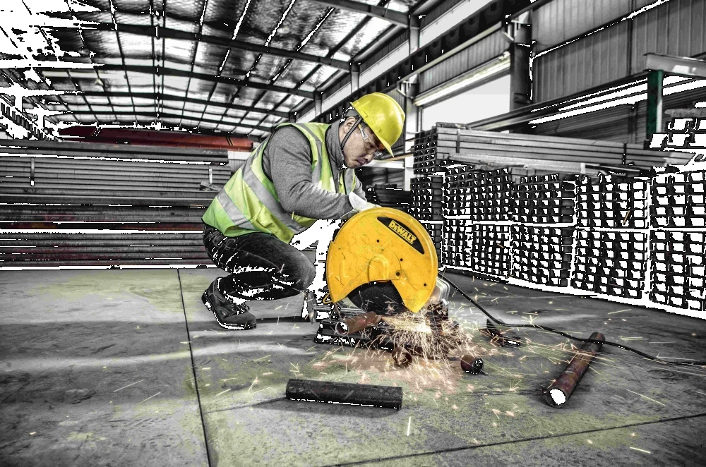 Sharrë stacionare prerëse metali DeWalt D28730, 355 mm, 2300 W, me disk metalik 38T