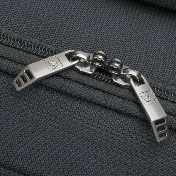 Çantë trolley për laptop RIVACASE 8481, deri 15.6\", 4 rrota 360°, e zezë