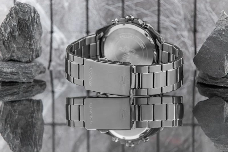 Orë dore për meshkuj Casio Edifice, titanium