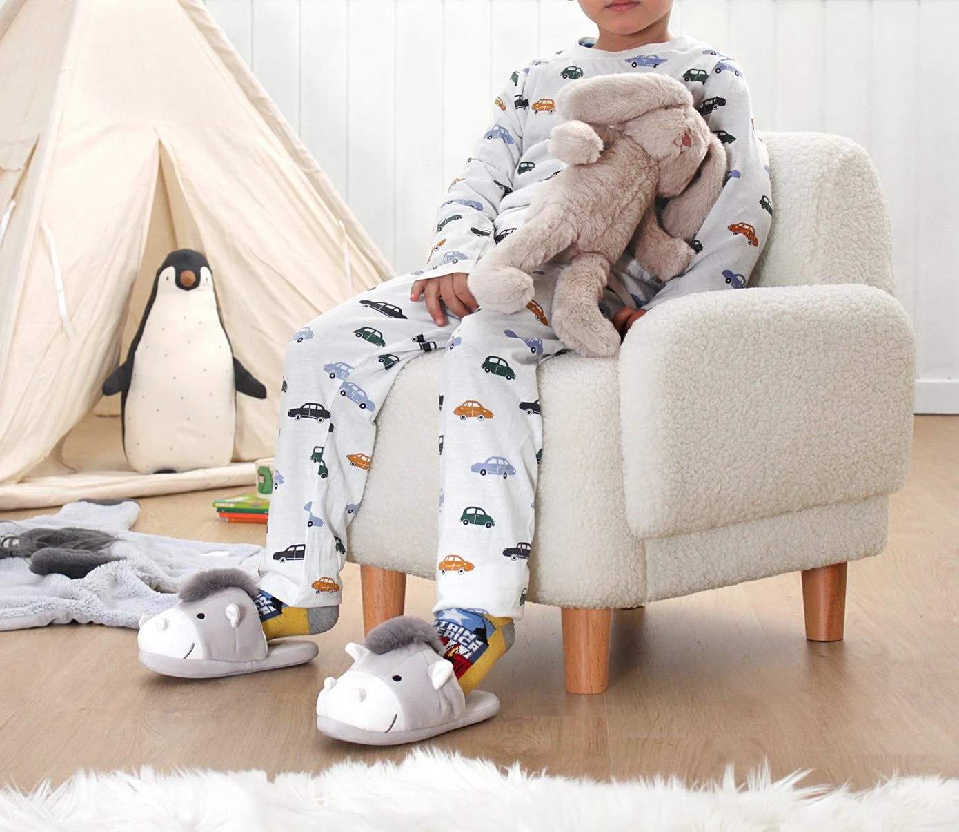 Karrige fëmijësh me krahë, Cobie Teddy, ngjyrë e bardhë