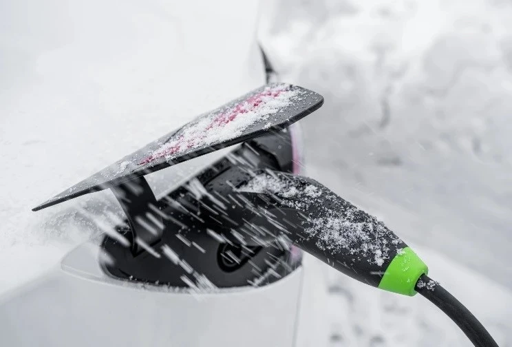 Mbushësi mobil për vetura elektrike Green Cell Habu EVGC01, 11 kW, 7 m, Lloji 2 CEE Wallbox, Ngjyrë e zezë