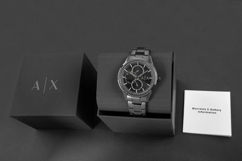 Orë dore për meshkuj Armani Exchange, e zezë