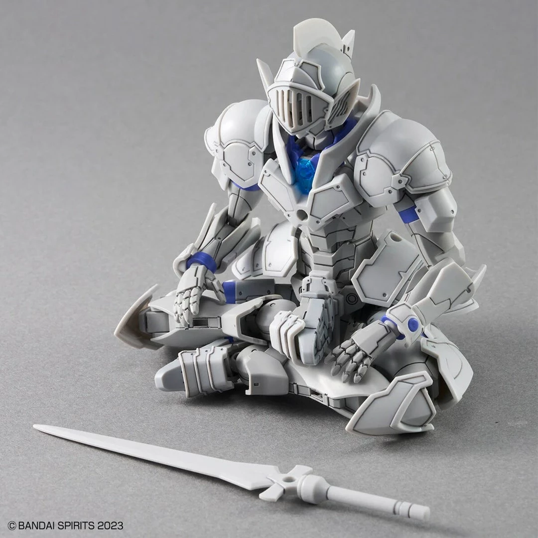 Figurë koleksionuese Bandai 30MF Liber Holy Knight, model për montim