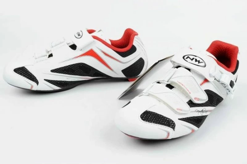 Atlete për femra Inny, të bardha