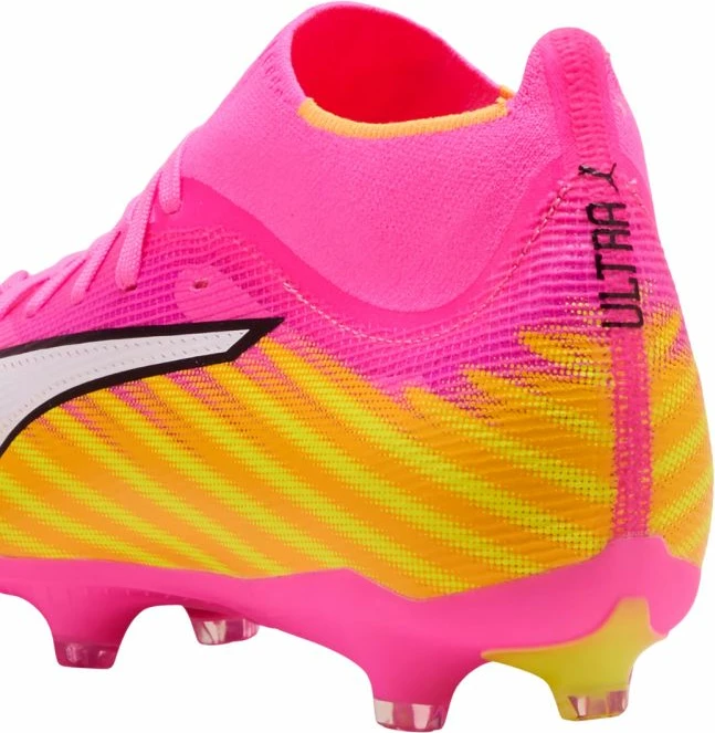 Atlete futbolli Puma Ultra 6 Match+ FG/AG 108702 05 meshkuj [Madhësia: 39]