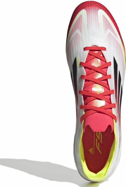 Atlete futbolli adidas për meshkuj, të bardha [Madhësia: 42]