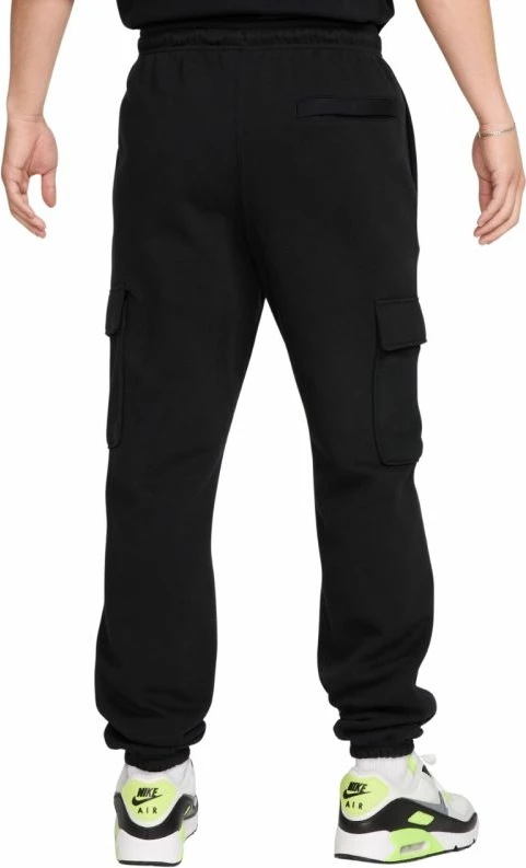 Pantallona për meshkuj Nike Club FN3805 010, të zeza