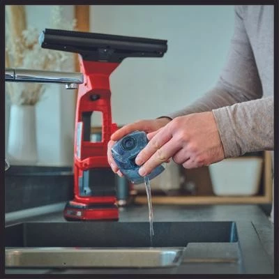 Pastrues dritare pa kabllo Einhell BRILLIANTO, 18V, 0.3L, zi/kuq