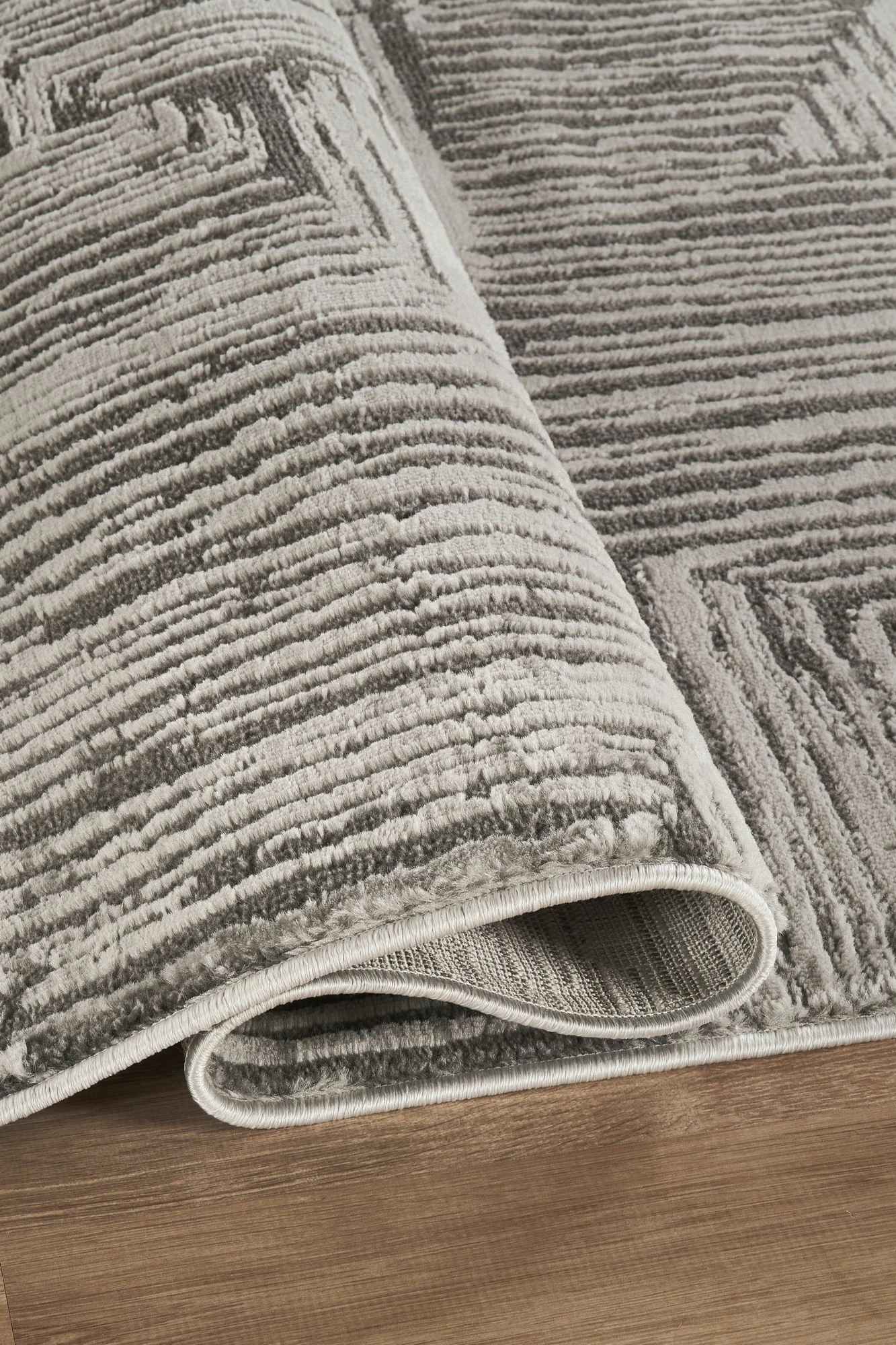 Qilim (160 x 230) Conceptum Hypnose, Marla 2004, ngjyrë gri