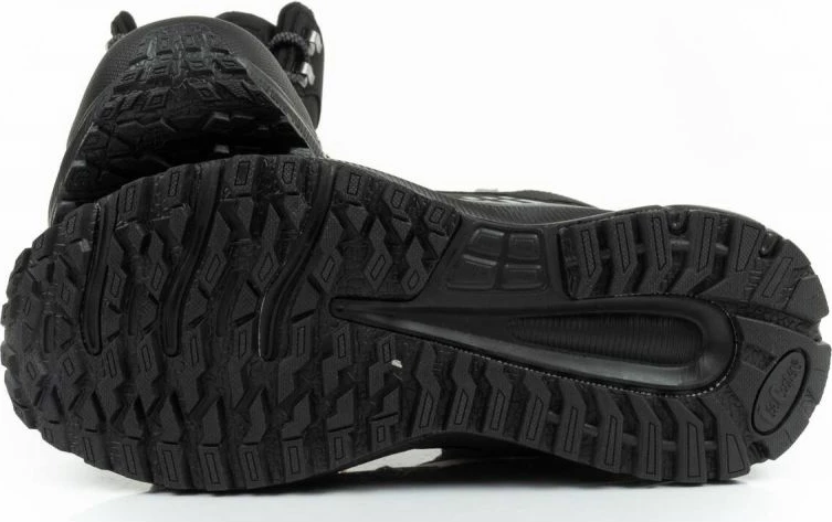 Atlete femra Lee Cooper, të zeza