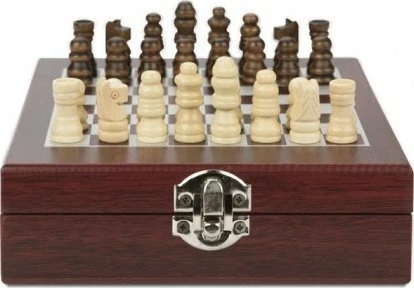 Set aksesorësh për verë dhe shah InnovaGoods Wine & Chess, 37 copë, shumëngjyrëshe