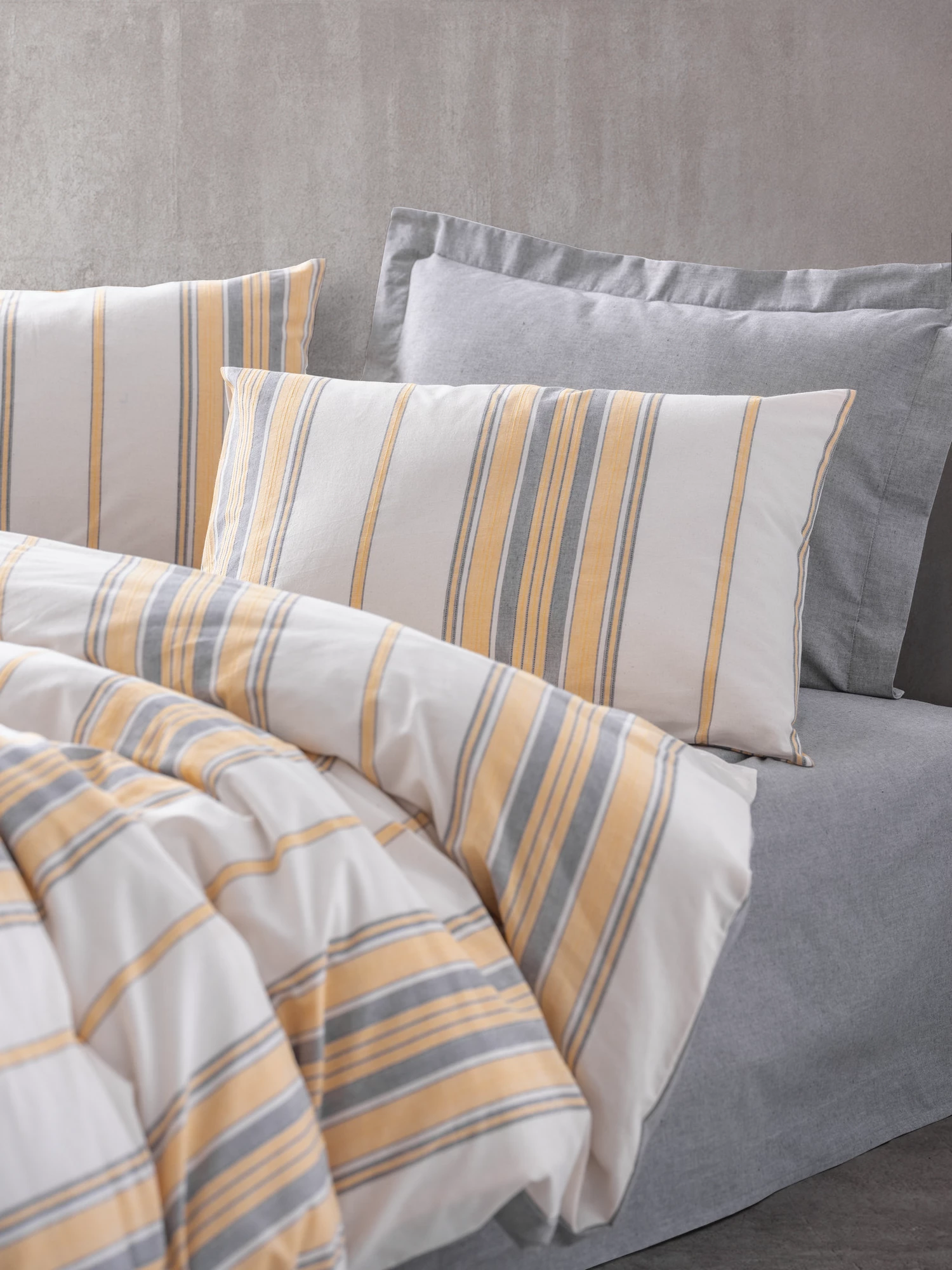 Set mbulesë jorgan XXL, ngjyrë e verdhë, gri, e bardhë, Tribus