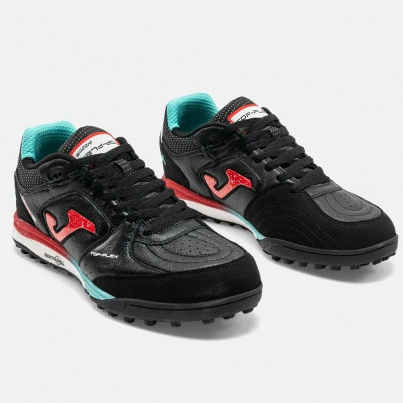 Atlete futbolli Joma, të zeza