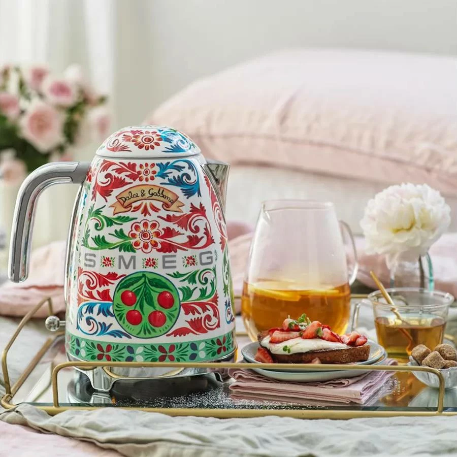 Ibrik elektrik Smeg x Dolce&Gabbana KLF03DGEU 1.7L 2400W, multicolor