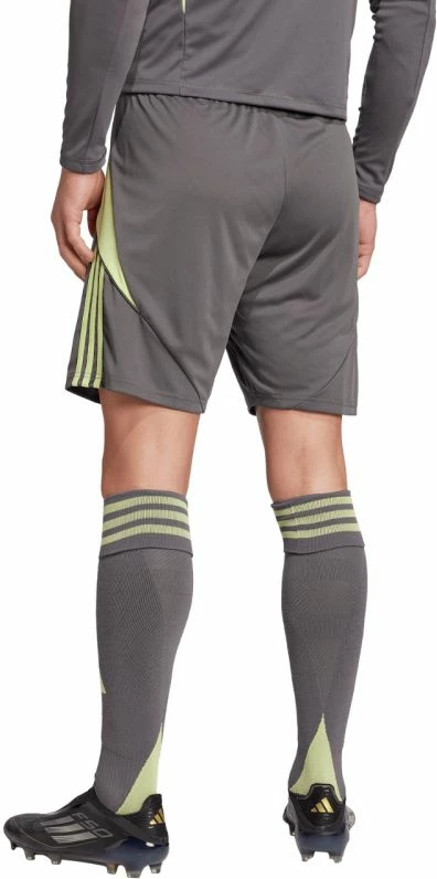 Shorce për meshkuj adidas, gri