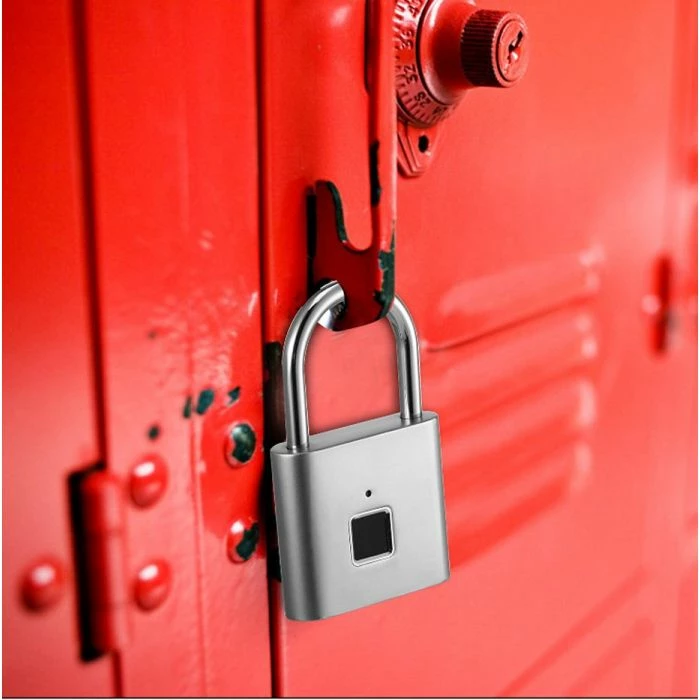 Katanac me gjurmë gishti BECOOL BCPL22M1, USB karikim, waterproof, argjendtë