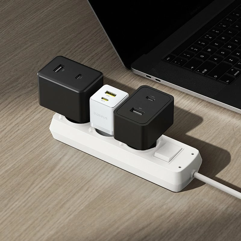 Karikues Baseus Palm BSU9056 30W 1x USB-A 1x USB-C Quick Charge/PD, i bardhë