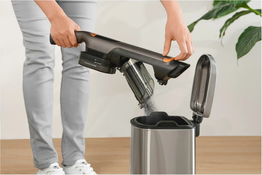 Fshesë elektrike Sencor SVC 7315TI - 2in1, 150W, e zezë