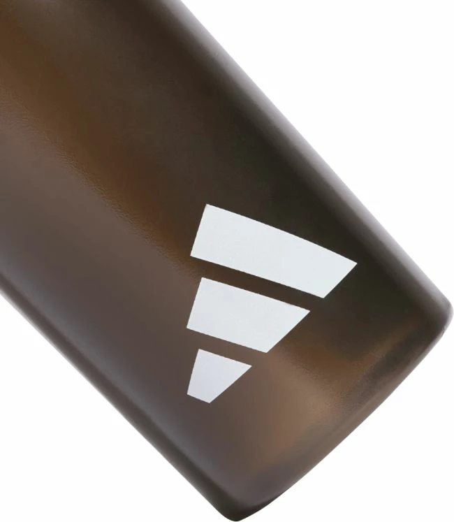 Shishe uji adidas, kafe