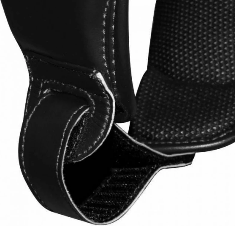 Helmetë boksi adidas për meshkuj e femra, e zezë [Madhësia: L]