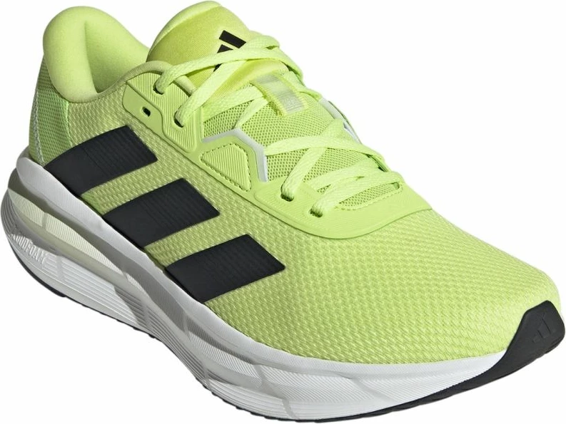 Atlete për meshkuj adidas, të bardha dhe të verdha